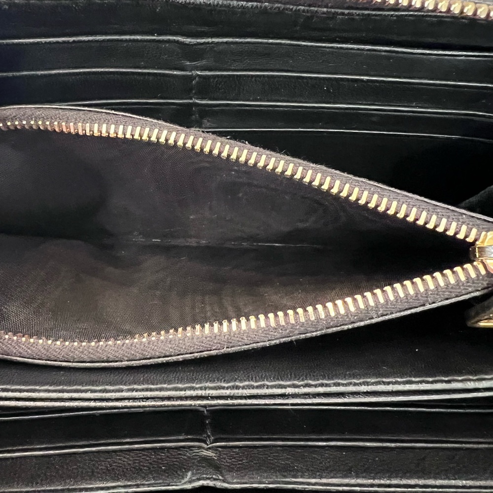 Miu Miu
 Black Matelasse Leather Zip Around Wallet - Picture 8 of 14